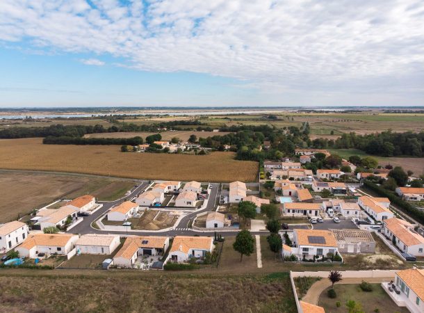 Vue aérienne de l'environnement du lotissement Le Bosquet des Frênes